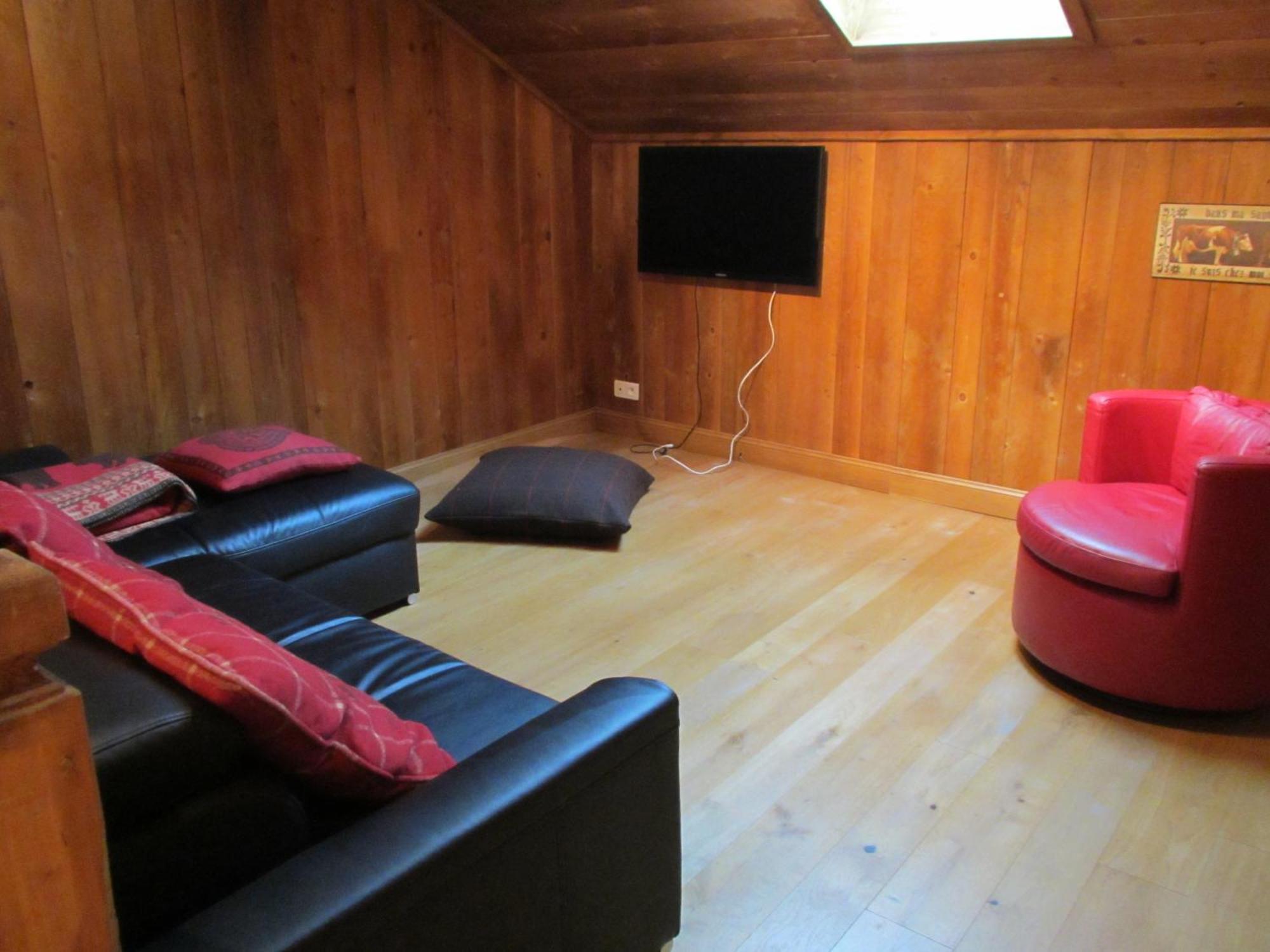 Alpen Roc Hotel Morzine Room photo