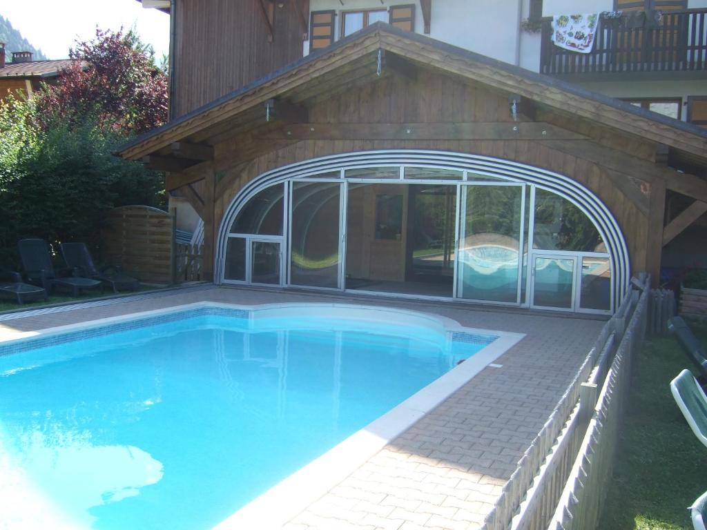 Alpen Roc Hotel Morzine Exterior photo